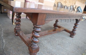 refectorio tabla piernas cebada giro