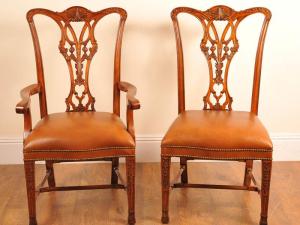 SET 10 handgesneden Chippendale Eetkamerstoelen STOEL