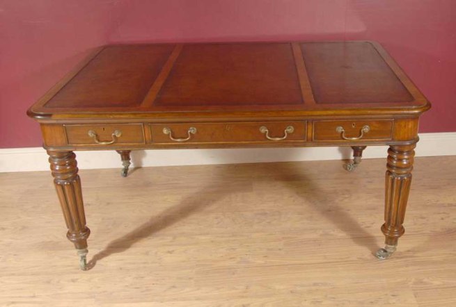 English Mahogany Victorian Gillows Partners Desk Writing Table
