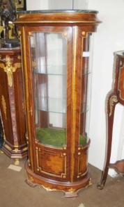 French Louis XV Display Cabinet Bijouterie
