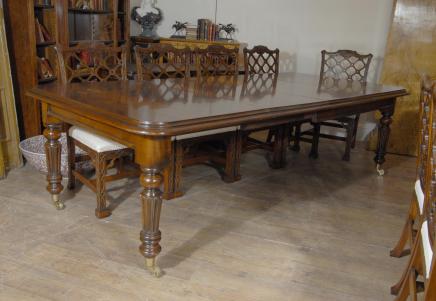 9 ft English Victorian Mahogany Dining Table 