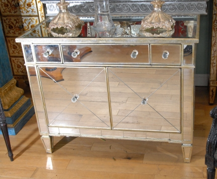 Italian Art Deco Mirrored Chest Drawers 