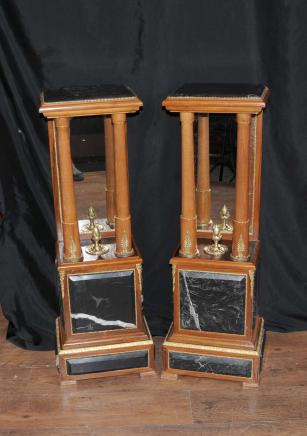 Paar Französisch Empire Marble Pedestal Ständer Table Columns Mirrored Unterstützt