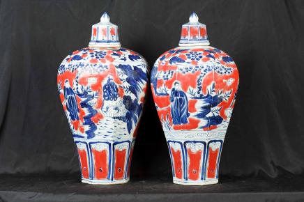 Paar japanische Imari Porzellan Ginger Jars Vasen Urnen Arita Paar japanische Imari Porzellan Ginger Jars Vasen Urnen Arita