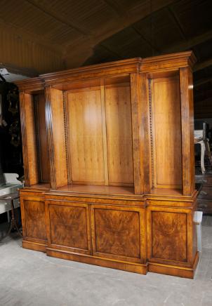 Regency Walnut öffnen Breakfront Bücherregal Bibliothek Shelf Book Case