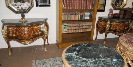 Set Louis XV Bombe Kommoden Kommoden Intarsien