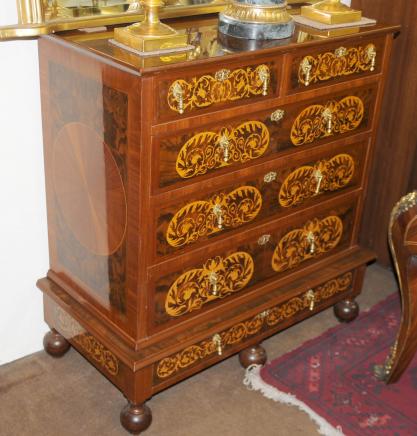 Französisch Nussbaum Inlay Regency Kommoden