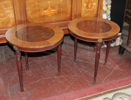 Paar Regency Side Cocktail Tables Walnut Rosewood
