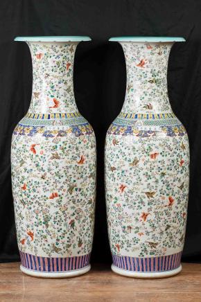 Pair Big Chinese Famille Rose Porcelain Urns Vases Amphora Urn