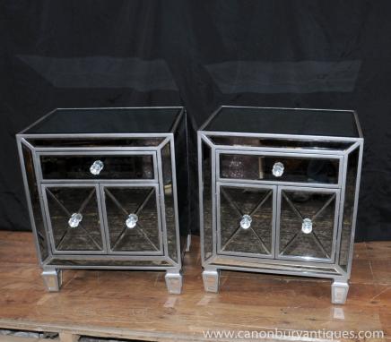 Paire en miroir de chevet Commodes Tables de chevet Miroir Deco