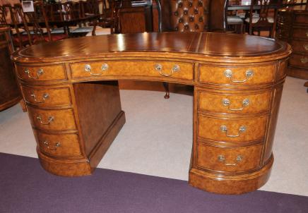 Walnut Regency Kidney Desk Writing Table Furniture 