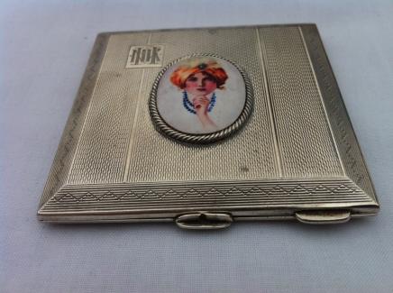 1920s Solid Silver Mirror Compact 