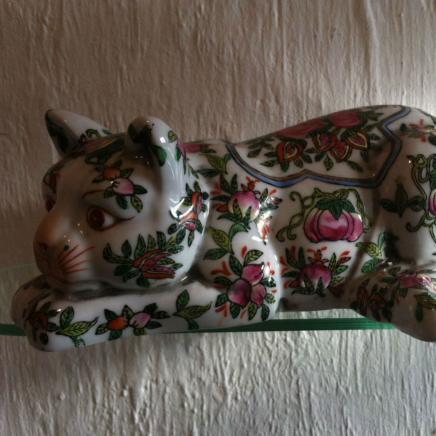 Large Cantonese Porcelain Ceramic Cat