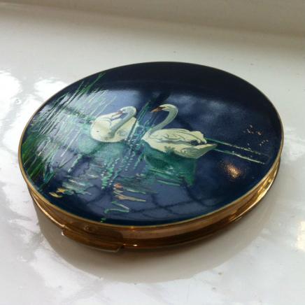 1950s Enamel Stratton of London Mirror Compact