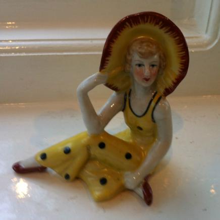 Art Deco Porcelain Flapper Lady wearing Floppy Sun Hat