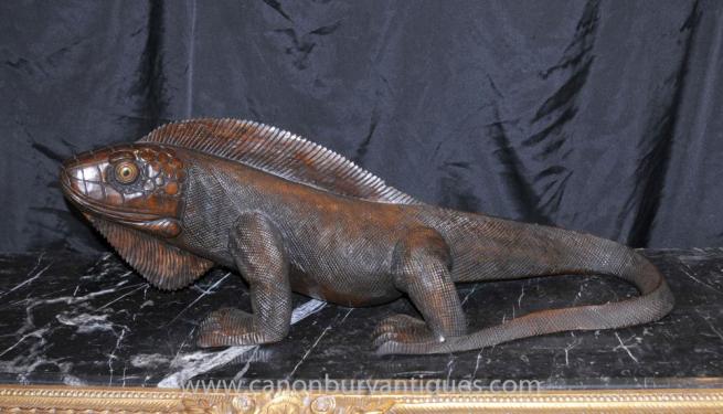 Hand Carved Large Komodo Dragon Sculpture Lizard Reptile