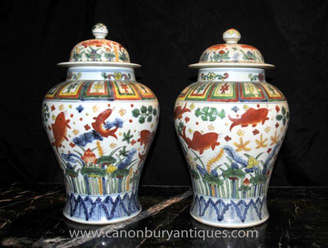 Pair Chinese Porcelain Qianlong Lidded Urns Ginger Jars Vases