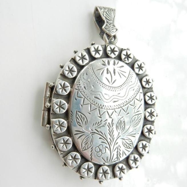 Fine Silver Victorian Locket