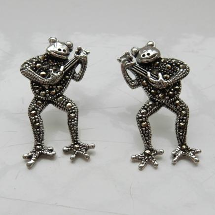 Pair Silver Frog Playing Guitar Earrings