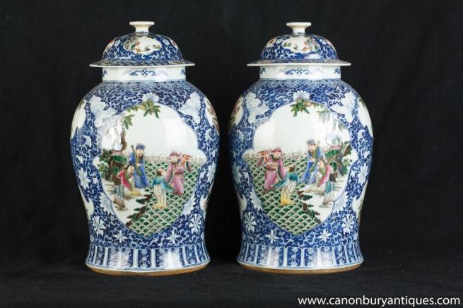 Pair Yuan Blue and White Chinese Porcelain Ginger Jars Urns Vases