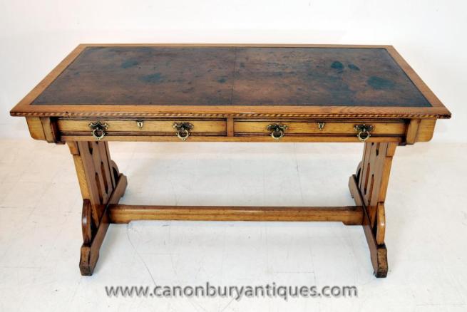 English Arts and Craft Writing Table Antique Desk in Oak