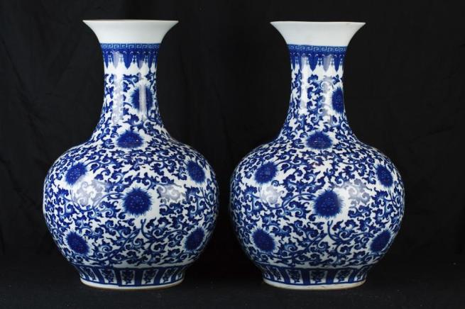 Pair Blue and White Chinese Ming Porcelain Temple Jars Urns Vases