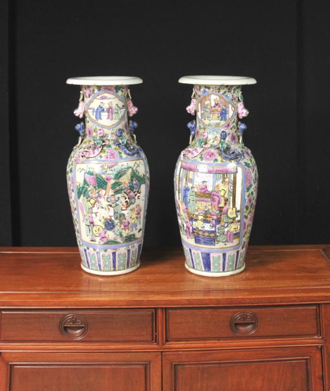 Pair Chinese Canton Porcelain Vases Urns Cantonese