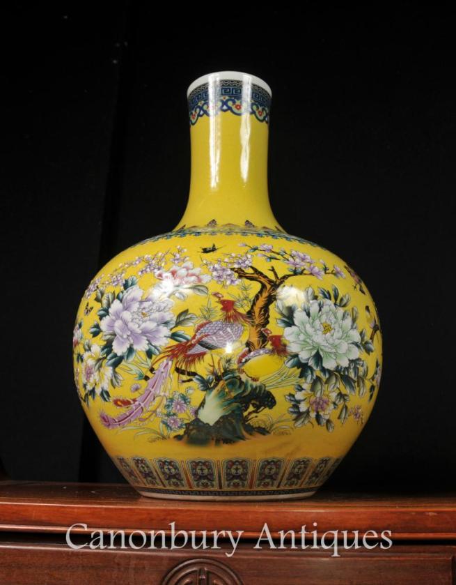 Pair Chinese Ming Porcelain Shangping Vases Urns Bulbous Floral Ceramic