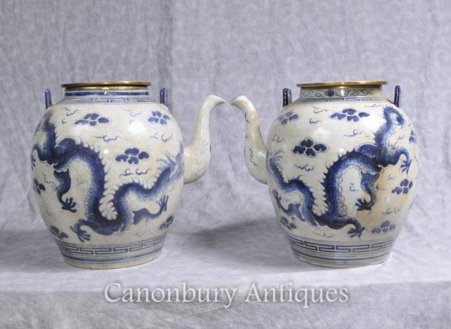 Pair Chinese Nanking Blue and White Porcelain Tea Pots Dragon