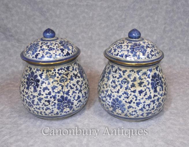 Pair Chinese Blue and White Porcelain Lidded Urns Kangxi Ceramic