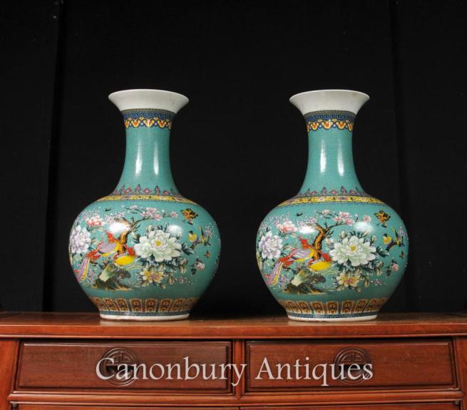 Pair Chinese Jiaqing Porcelain Bulbous Vases Urns Famille Rose