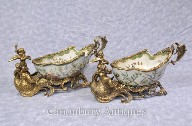 Pair French Empire Cheurb Swan Dishes Bowls Ormolu