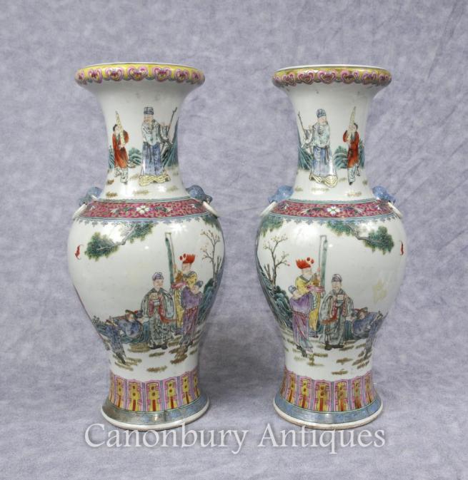 Pair Chinese Qianlong Porcelain Vases Lions Head Handles