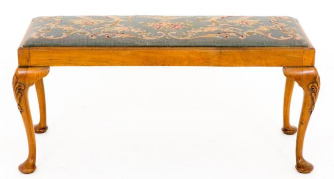 Queen Anne Duet Piano Stool in Walnut Seat