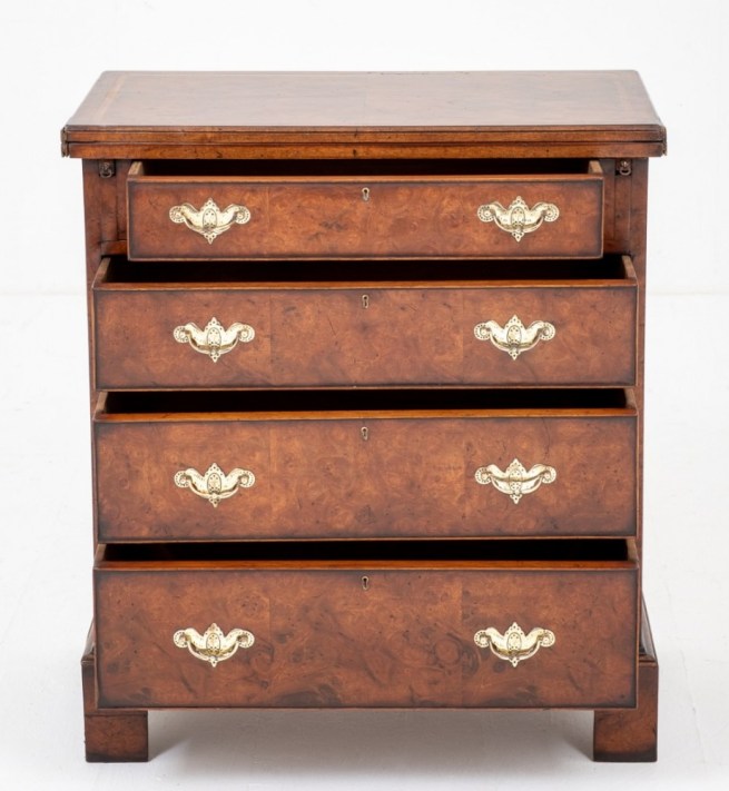 Walnut Batchelors Chest - Queen Anne Circa 1920