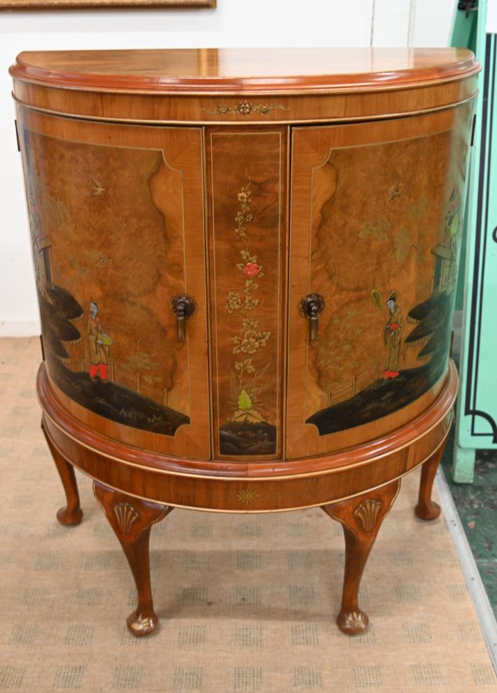 Queen Anne Side Cabinet Chinoiserie Walnut Chest Northampton Co
